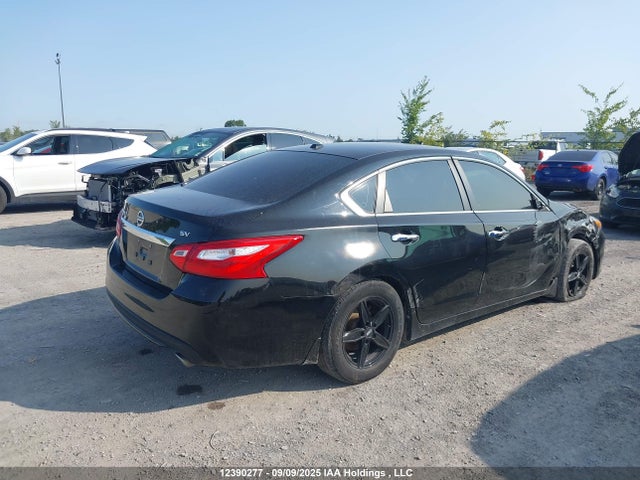 1N4AL3AP3HN350817 Nissan Altima