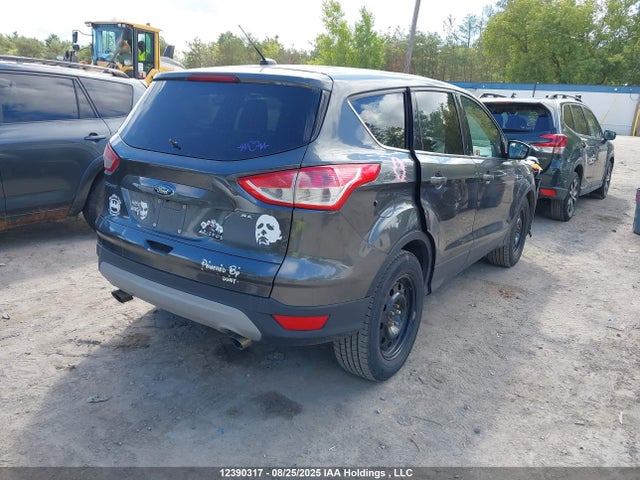 1FMCU0G73GUB09832 Ford 2016