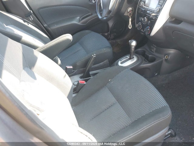 Nissan VERSA NOTE 2017 3N1CE2CP4HL363857 Image 5