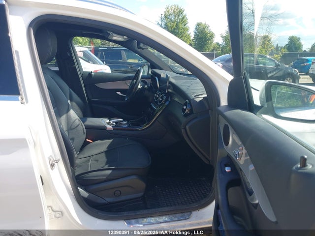 WDC0G4KB1HV000664 Mercedes-Benz m274