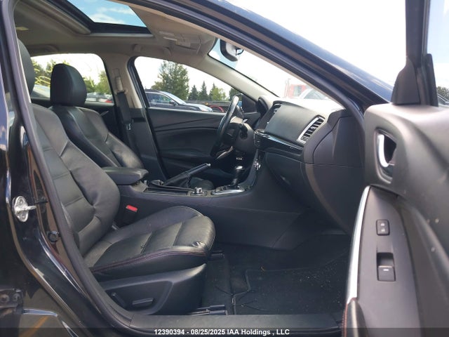 JM1GJ1W56F1189308 Mazda 2015