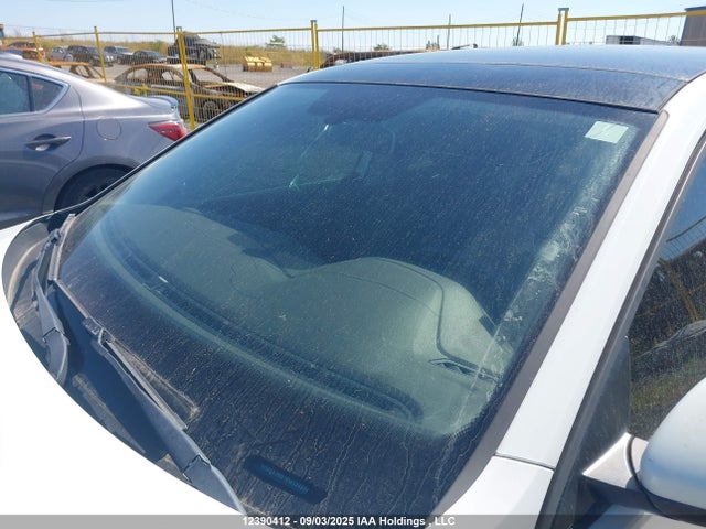 3VWE57BU1KM124856 Volkswagen 1.8 tsi