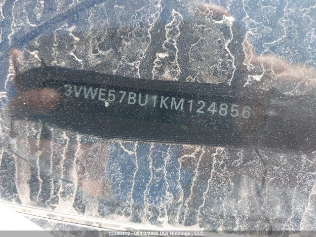 3VWE57BU1KM124856 Volkswagen 1.8 tsi