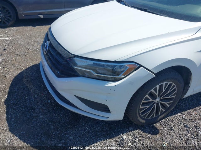 3VWE57BU1KM124856 Volkswagen 1.8 tsi