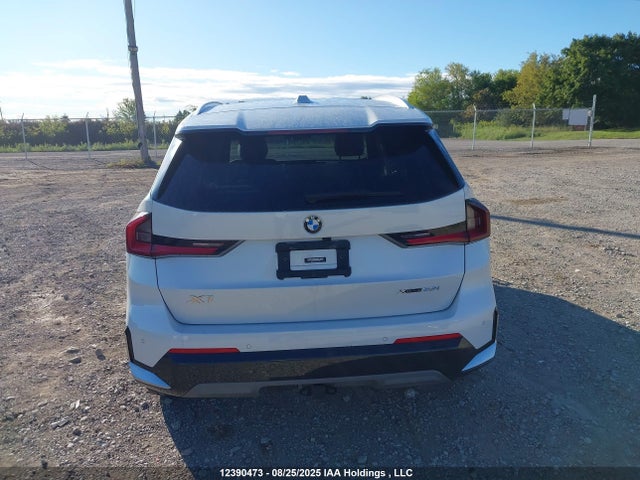 BMW X1 2023 WBX73EF04P5W67342 Image 17