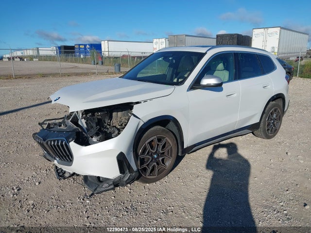 BMW X1 2023 WBX73EF04P5W67342 Image 2