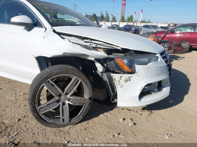 WAUKFRFF4F1067904 Audi 2015