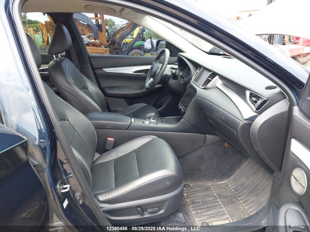 3PCAJ5M32KF144432 Infiniti QX50