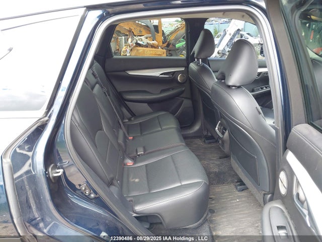 3PCAJ5M32KF144432 Infiniti QX50