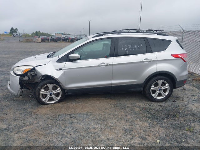 1FMCU9GX5EUD39924 Ford 2014