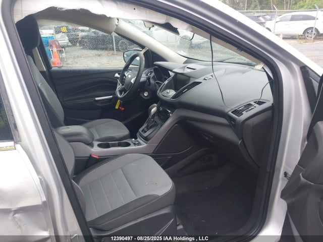 1FMCU9GX5EUD39924 Ford 2014