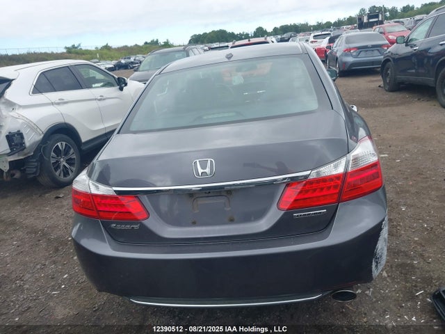 Honda Accord 2015 1HGCR2F95FA807168 Image 17