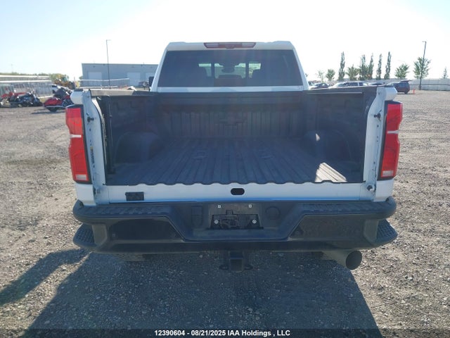 2GC4KUEY2S1111240 Chevrolet l5p
