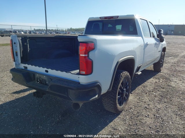 2GC4KUEY2S1111240 Chevrolet l5p