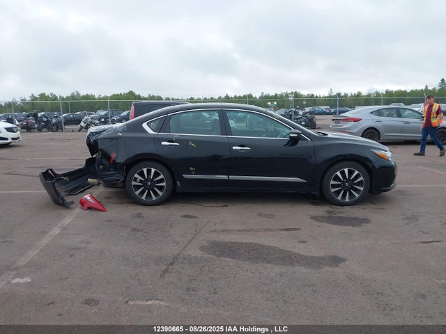 1N4AL3AP0JC277777 Nissan Altima