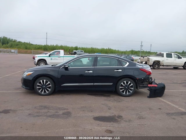 1N4AL3AP0JC277777 Nissan Altima