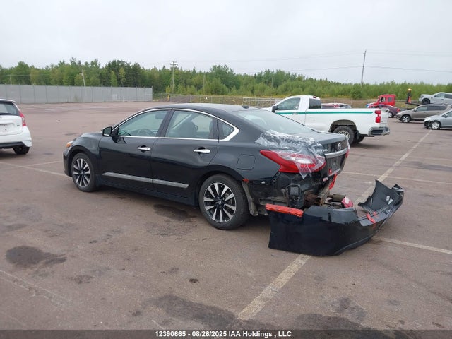 1N4AL3AP0JC277777 Nissan Altima