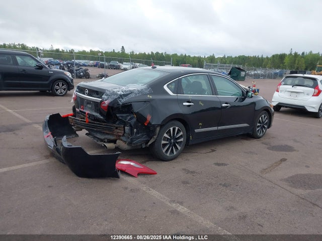 1N4AL3AP0JC277777 Nissan Altima