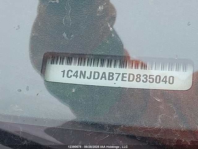 1C4NJDAB7ED835040 Jeep Compass