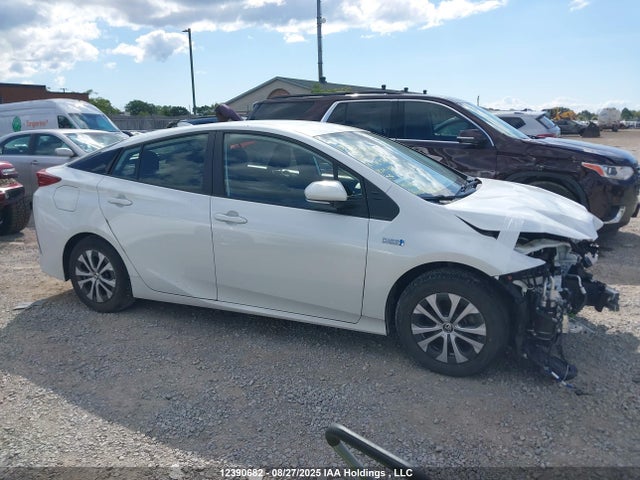 JTDKAMFP8M3164070 Toyota 2zr-fxe, 1nm+1sm