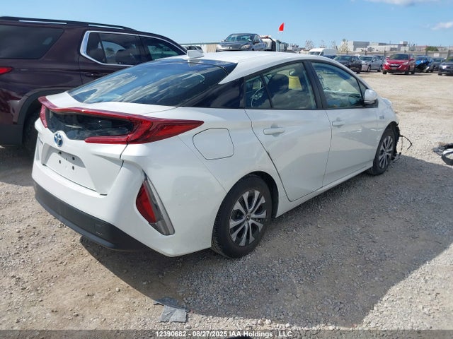 JTDKAMFP8M3164070 Toyota 2zr-fxe, 1nm+1sm
