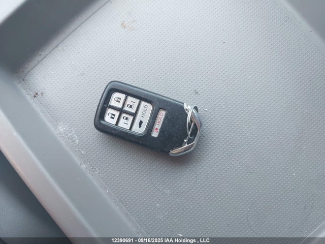 2015 Honda Odyssey Touring მანქანა იყიდება აუქციონზე, vin: 5FNRL5H93FB503353, აუქციონის ნომერი: 12390691