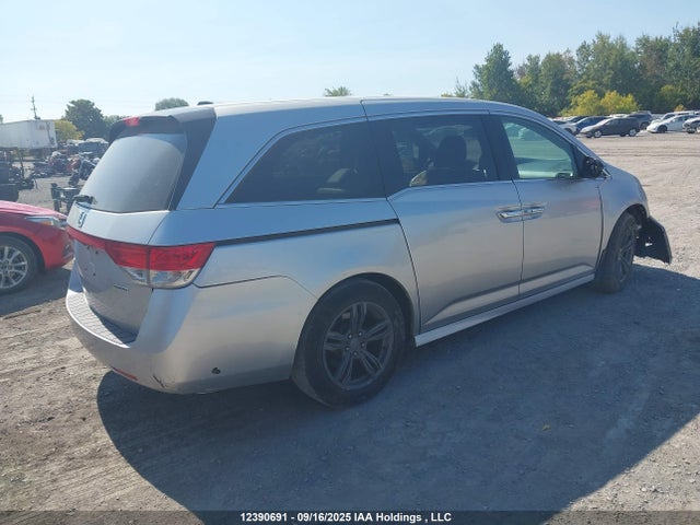 2015 Honda Odyssey Touring მანქანა იყიდება აუქციონზე, vin: 5FNRL5H93FB503353, აუქციონის ნომერი: 12390691