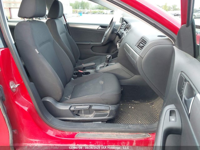 3VW267AJ3GM271176 Volkswagen Jetta