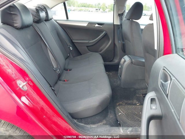 3VW267AJ3GM271176 Volkswagen Jetta