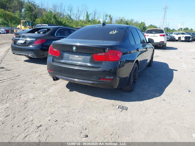 BMW 320i 2014 WBA3C3C50EP662461 Image 4