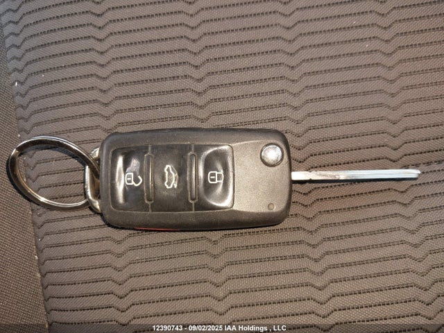 3VWJ07AT7EM638060 Volkswagen Beetle