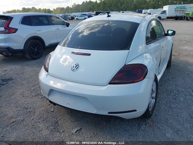 3VWJ07AT7EM638060 Volkswagen Beetle