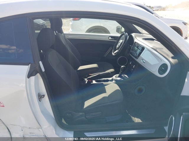 3VWJ07AT7EM638060 Volkswagen Beetle