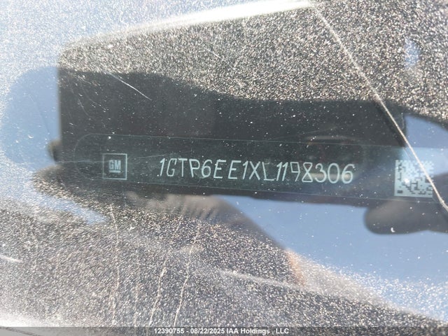 1GTP6EE1XL1198306 GMC lwn - direct injection, xlde