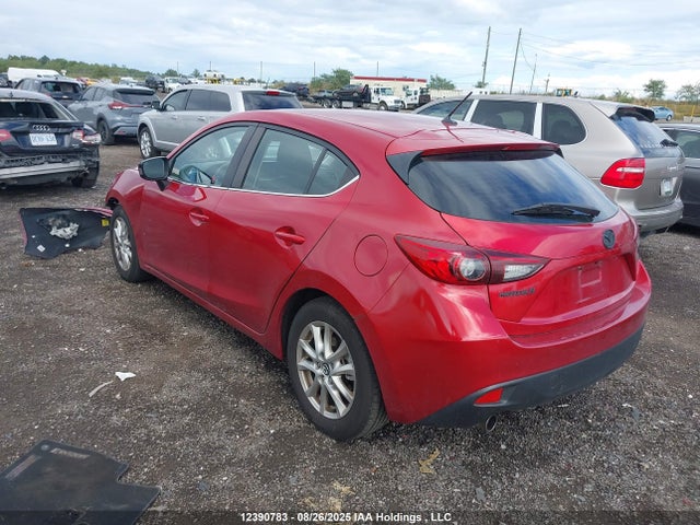 3MZBM1L72FM208122 Mazda pe