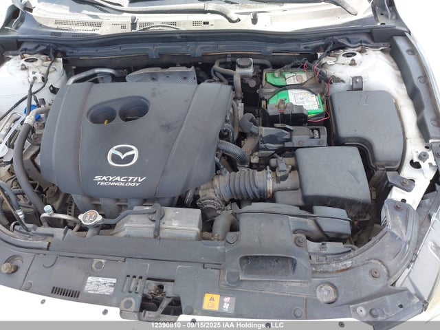 JM1BM1U77E1120423 Mazda pe