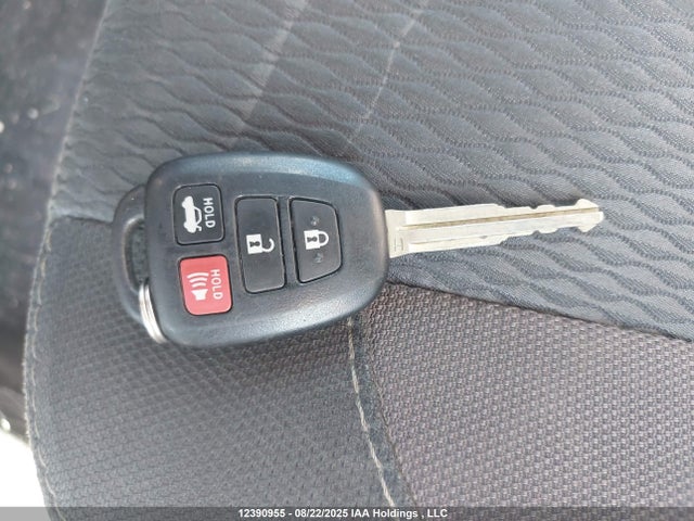 Toyota 2zr-fe 2017 2T1BURHE3HC876001 Image 11