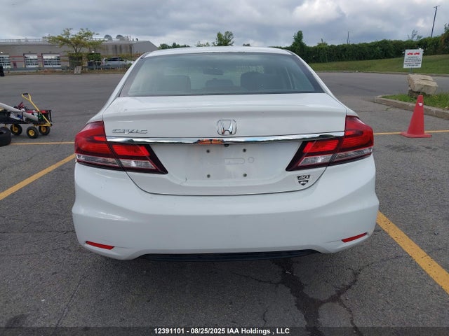 Honda r18z1 2014 2HGFB2F52EH042015 Image 16