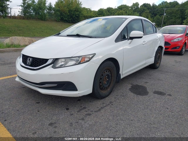 Honda r18z1 2014 2HGFB2F52EH042015 Image 2