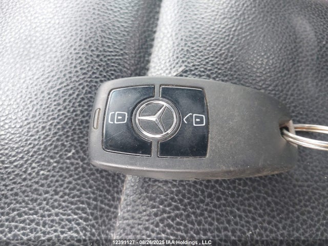 WD3BF1CD1KP097130 Mercedes-Benz om 642 with brake assist