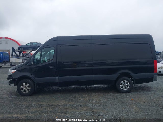 WD3BF1CD1KP097130 Mercedes-Benz om 642 with brake assist