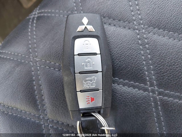 JA4T5VA99PZ613677 Mitsubishi s91-ya1