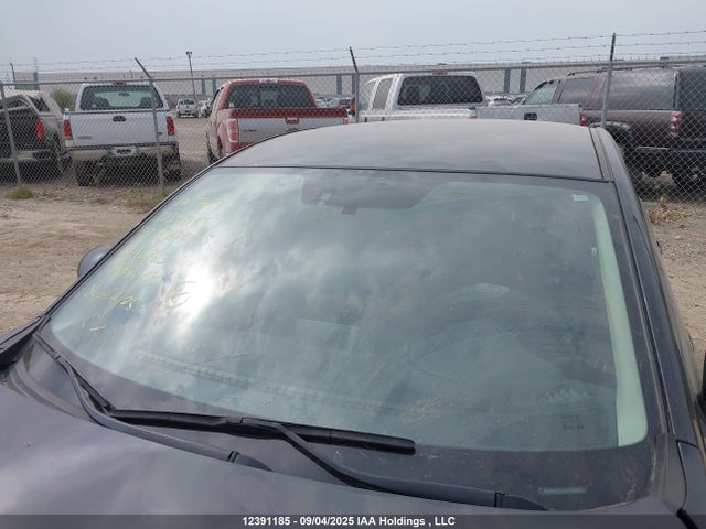 JM1BN1U71H1116823 Mazda pe
