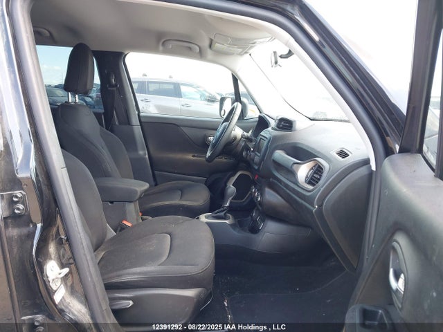 ZACCJBAT2GPE10589 Jeep 2016