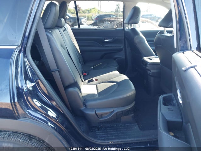 5TDACAB58RS000283 Toyota a25a-fxs, 5nm+4nm