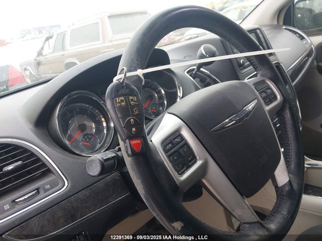 2C4RC1BG4FR720964 Chrysler Town and Country