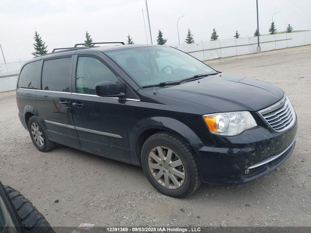 2C4RC1BG4FR720964 Chrysler Town and Country