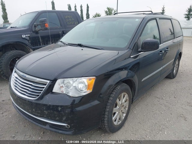 2C4RC1BG4FR720964 Chrysler Town and Country