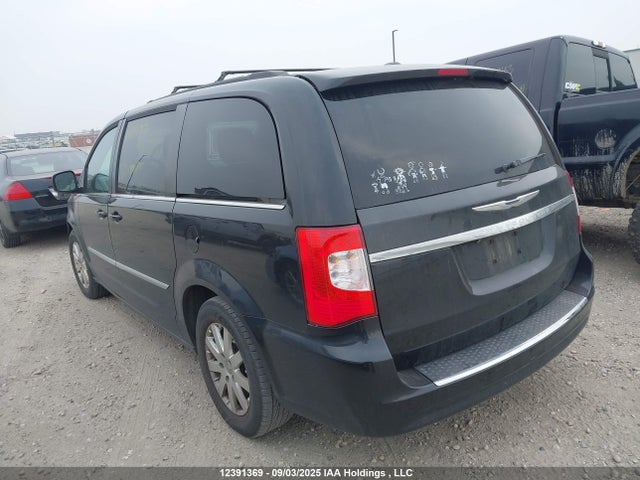 2C4RC1BG4FR720964 Chrysler Town and Country