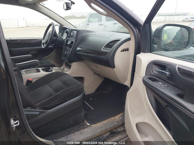 2C4RC1BG4FR720964 Chrysler Town and Country